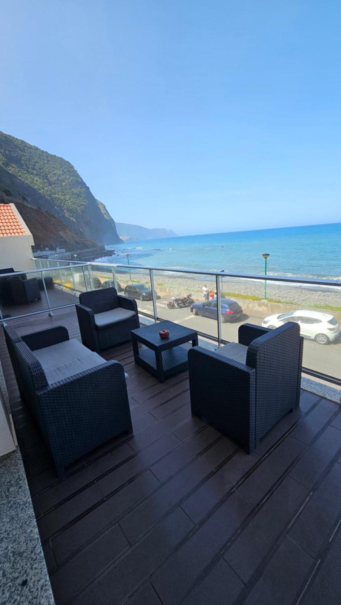 Ocean Breeze Apartment São Vicente Esterno foto
